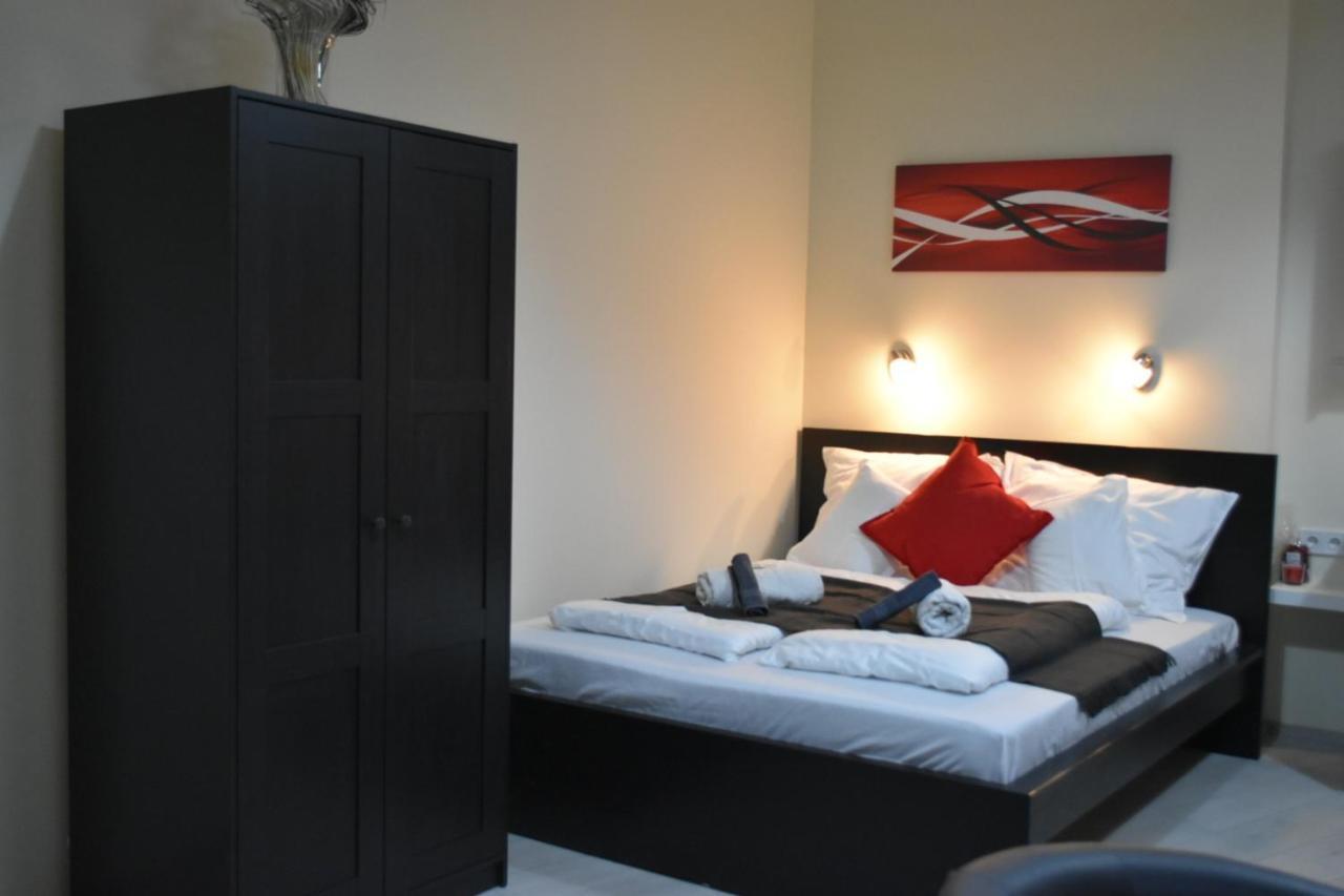 Főtér Apartmanház Szentendre Esterno foto