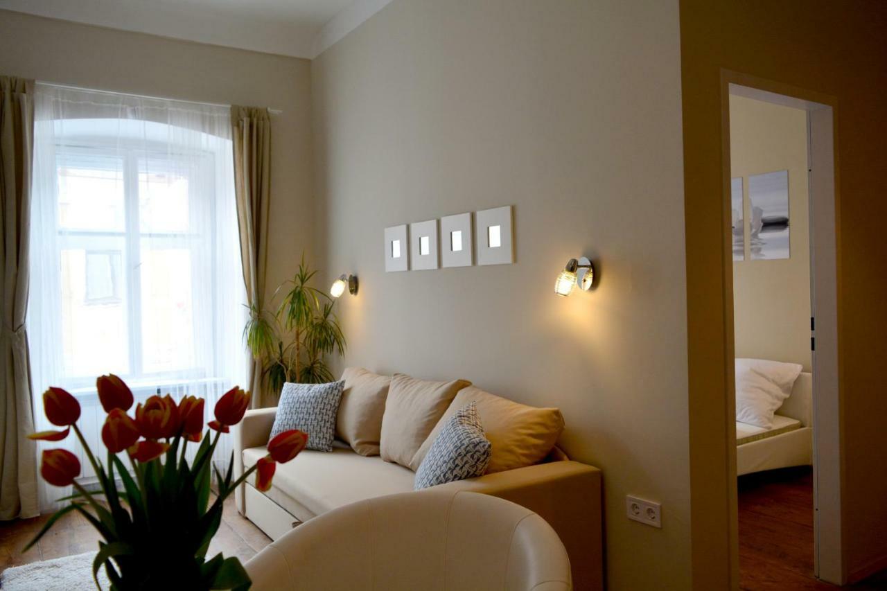 Főtér Apartmanház Szentendre Esterno foto