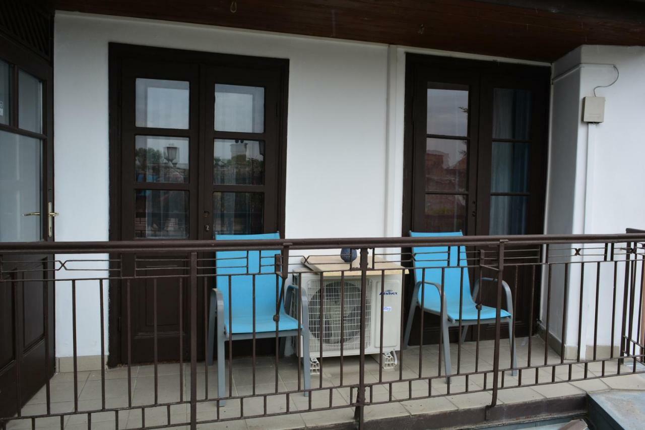Főtér Apartmanház Szentendre Esterno foto